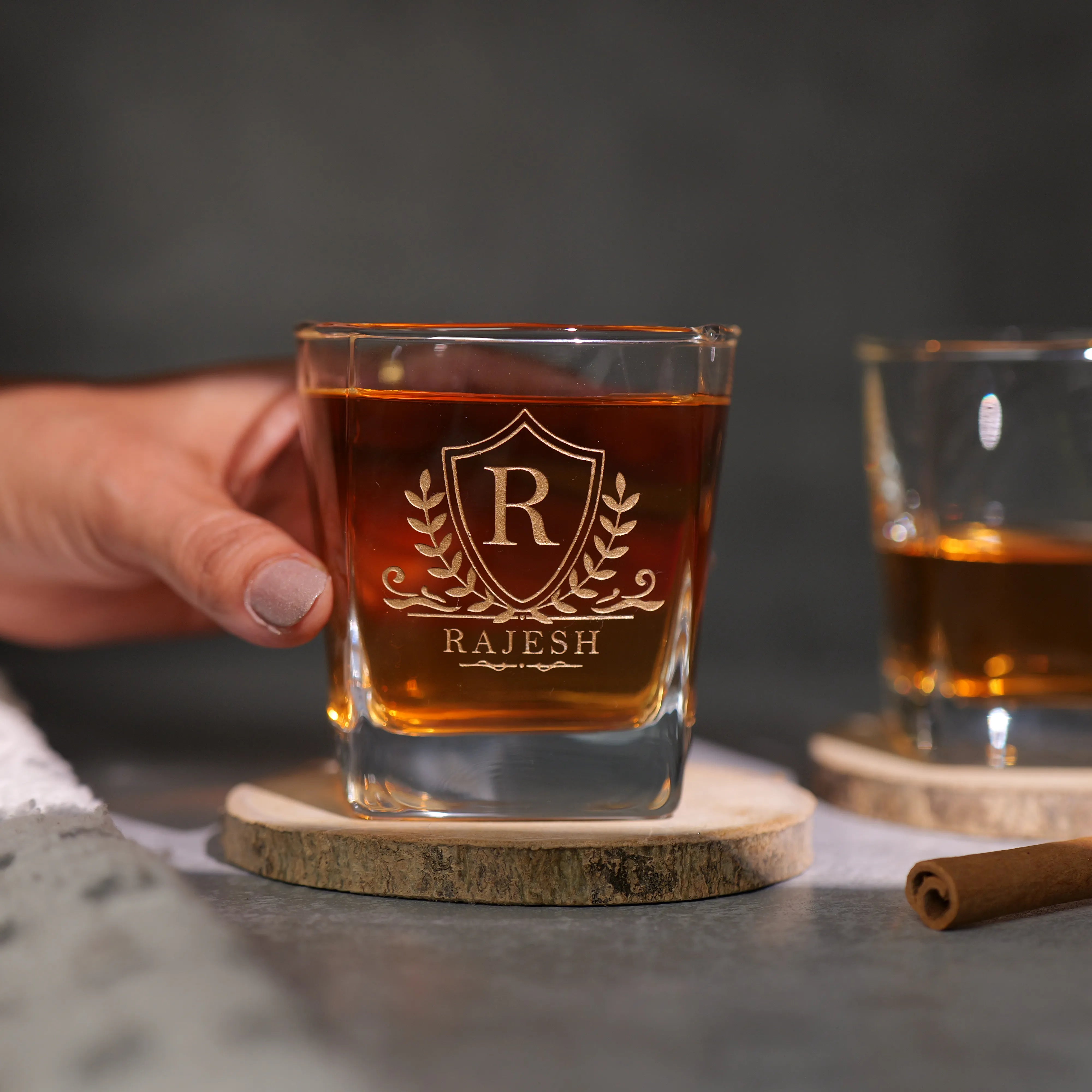 Personalized Royal Couple Whiskey Glasses With Golden Name Etching