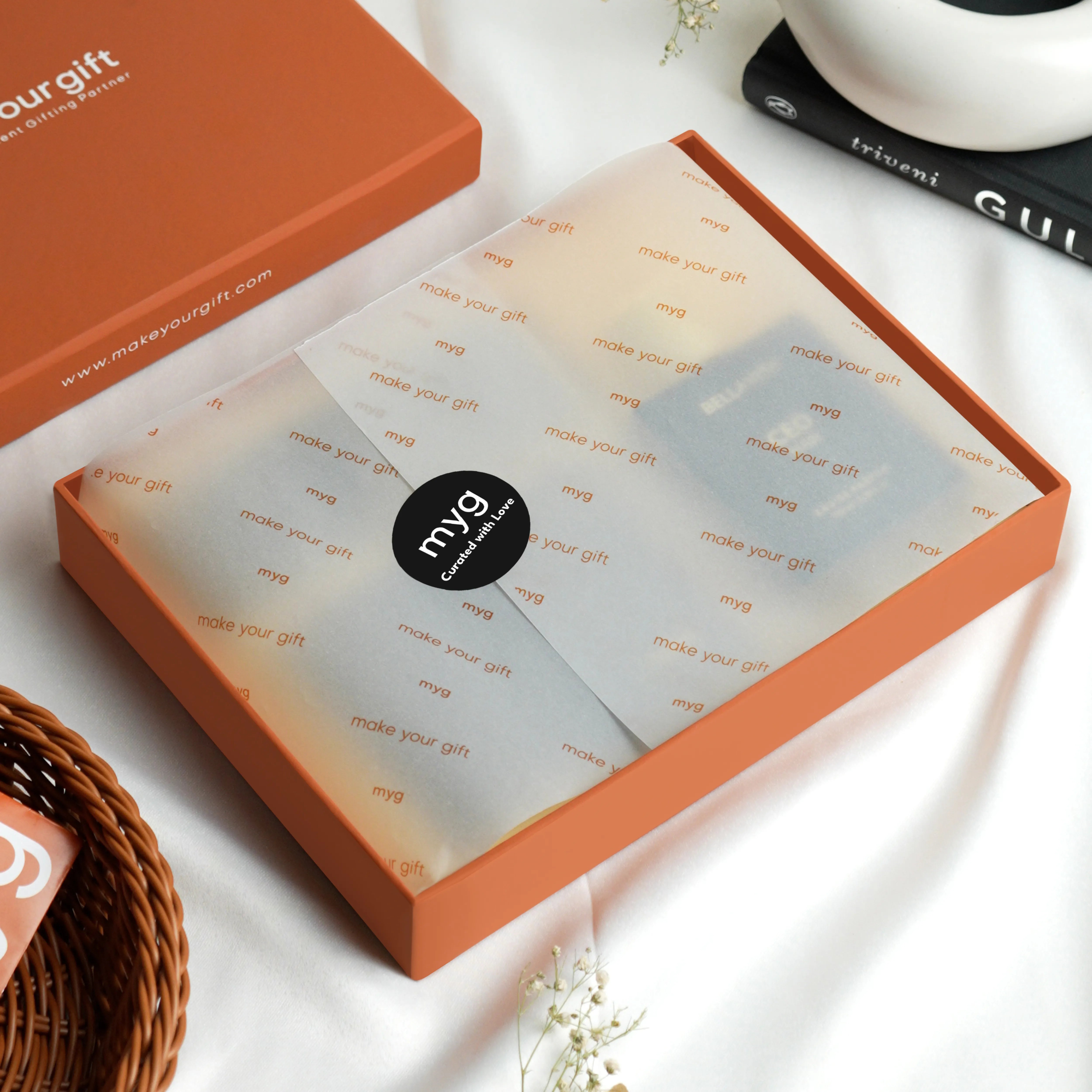 Personalized Executive Charm Gift Hamper